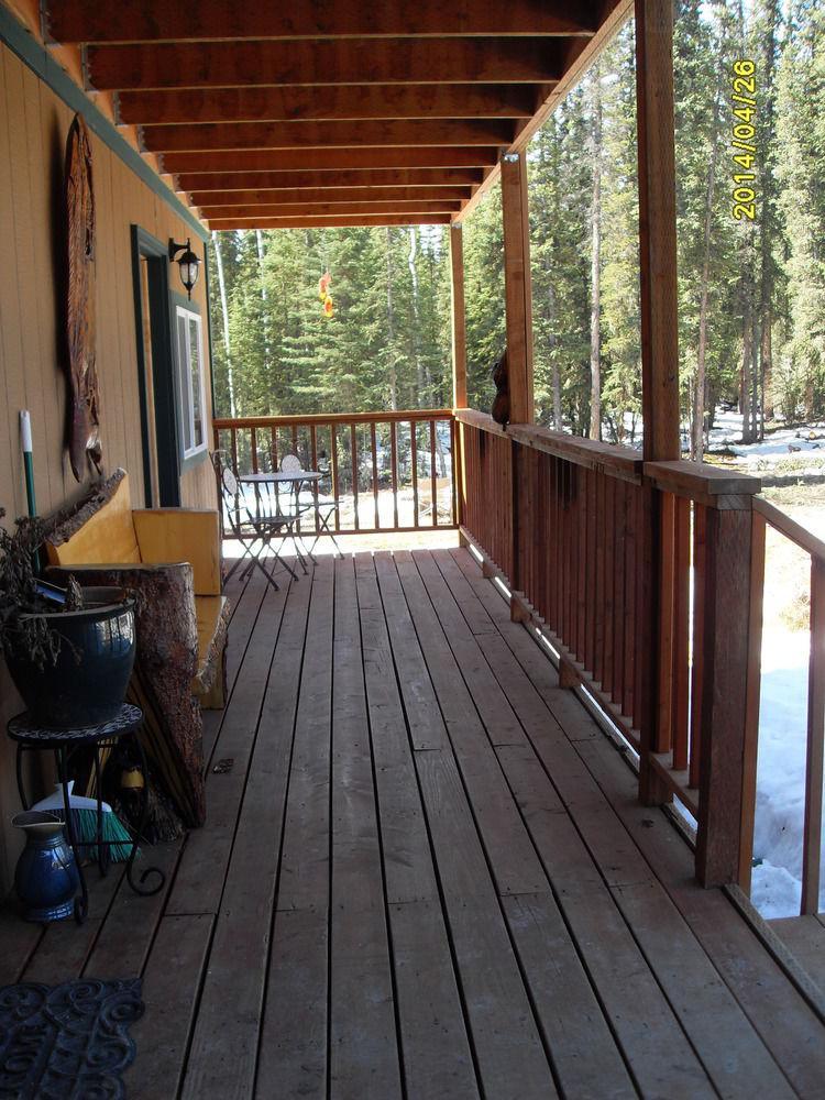 A Mooseberry Inn B&B Slana Exterior photo